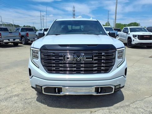 New 2026 GMC Sierra 1500 Denali Ultimate AWD/4WD image 2