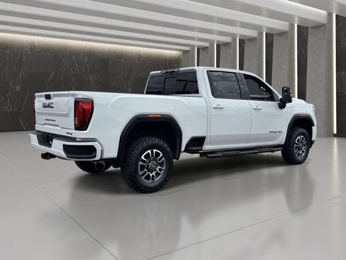 Used 2023 GMC Sierra 2500 AT4 w/ AT4 Preferred Package AWD/4WD image 6