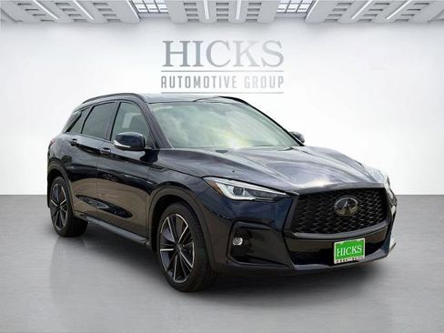 Certified 2025 INFINITI QX50 Sport image 3