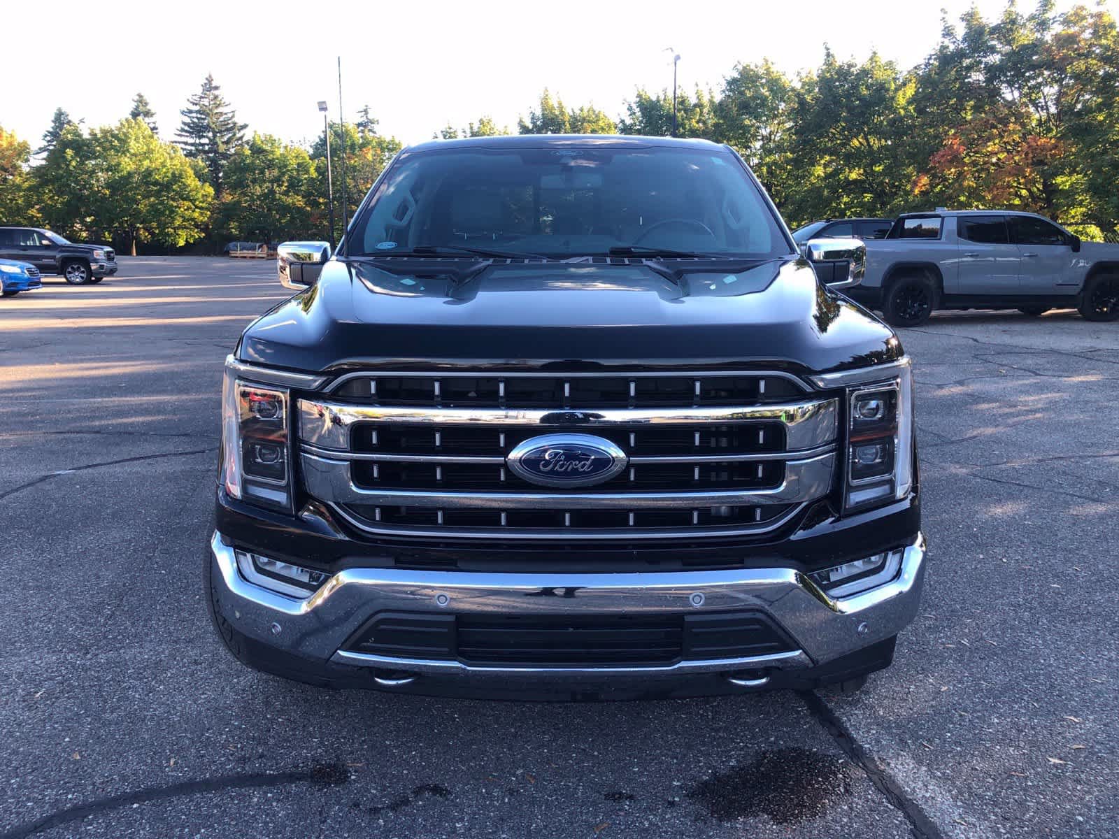 Used 2022 Ford F150 Lariat w/ Equipment Group 502A High AWD/4WD image 2