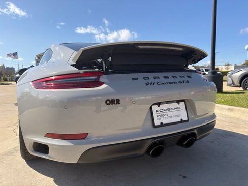 Certified 2018 Porsche 911 Carrera GTS image 10