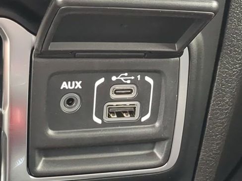 New 2025 Jeep Gladiator Rubicon w/ Convenience Group image 22