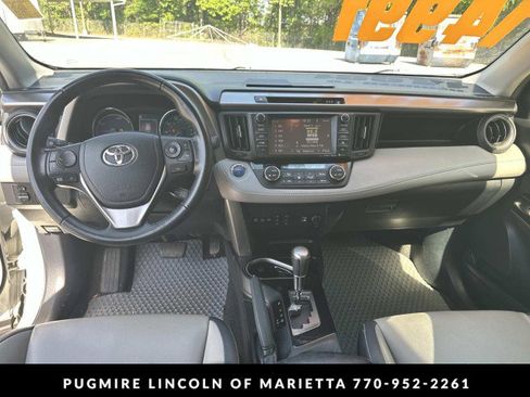 Used 2018 Toyota RAV4 Limited image 14
