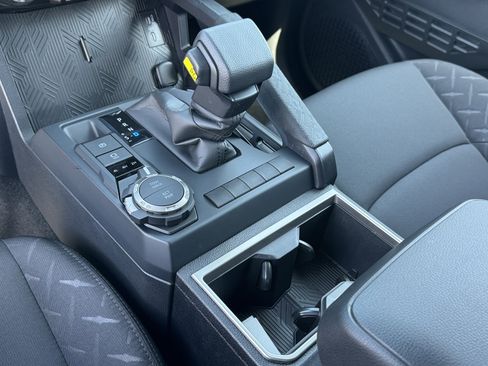 New 2026 Toyota Tacoma SR5 AWD/4WD image 19