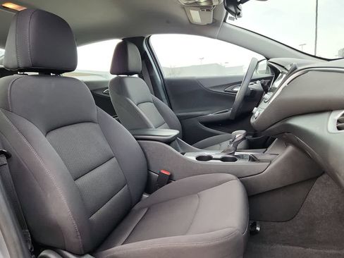 Used 2024 Chevrolet Malibu LT image 18