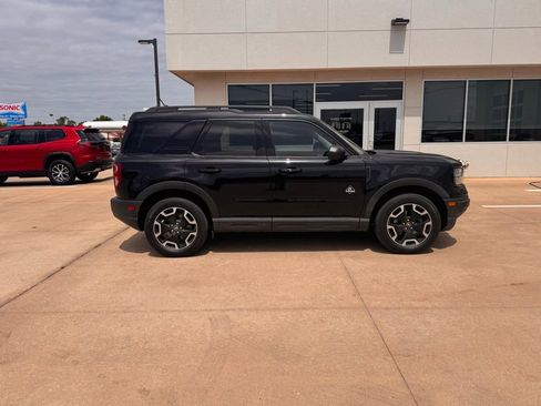 Used 2021 Ford Bronco Sport Outer Banks w/ Outer Banks Package (96D) AWD/4WD image 3