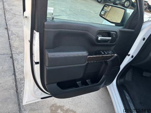 Used 2019 Chevrolet Silverado 1500 LT w/ Texas Edition image 14