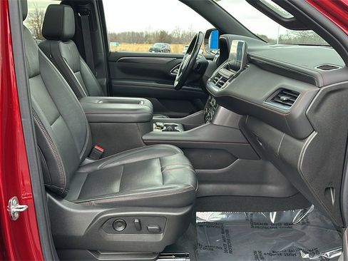 Used 2021 Chevrolet Tahoe RST w/ Luxury Package image 32