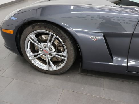 Used 2009 Chevrolet Corvette Coupe w/ Preferred Equipment Group RWD image 28