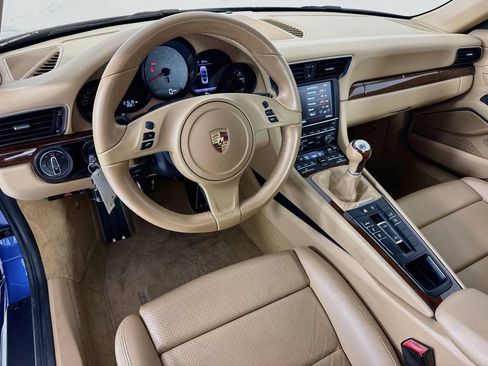 Used 2015 Porsche 911 Targa 4S AWD/4WD image 4