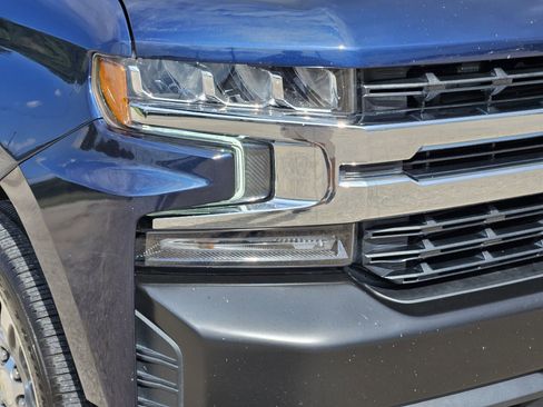 Used 2021 Chevrolet Silverado 1500 LT AWD/4WD image 10