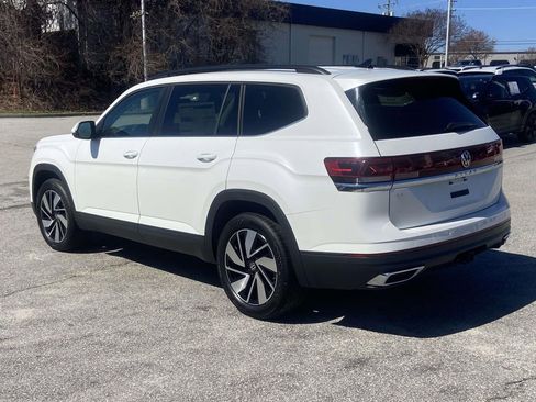 New 2026 Volkswagen Atlas SE FWD image 5
