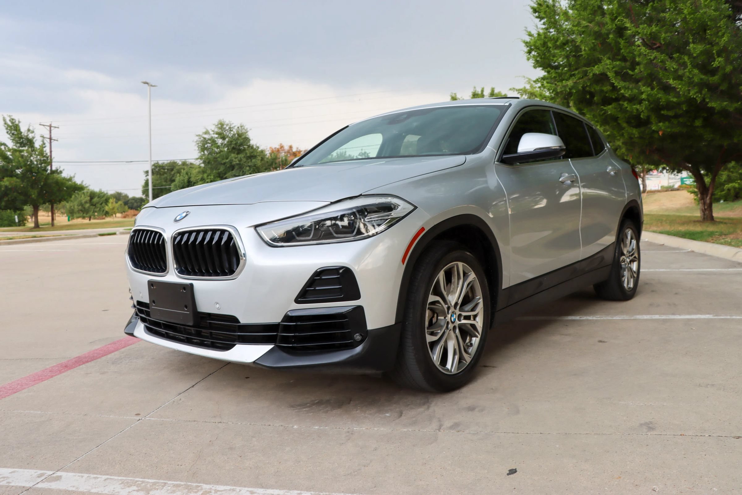 Used 2021 BMW X2 sDrive28i w/ Convenience Package FWD image 3