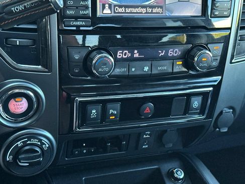 Used 2016 Nissan Titan Platinum Reserve AWD/4WD image 20