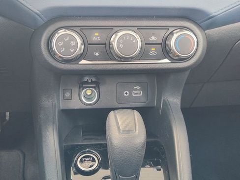 Used 2025 Nissan Versa SV image 15