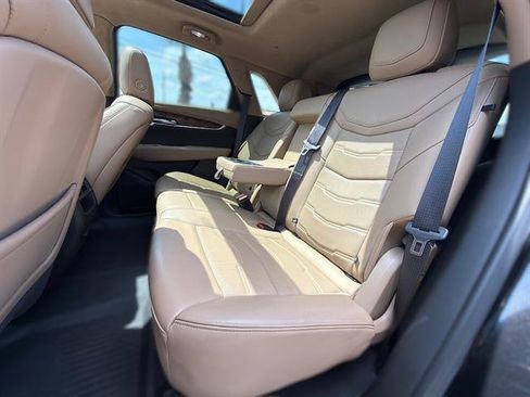 Used 2024 Cadillac XT5 Premium Luxury w/ Platinum Package FWD image 9