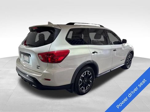 Used 2020 Nissan Pathfinder SL AWD/4WD image 5