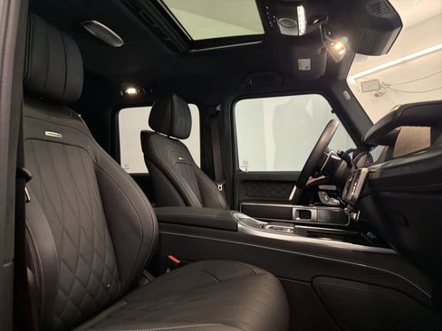 Certified 2025 Mercedes-Benz G 63 AMG 4MATIC image 31