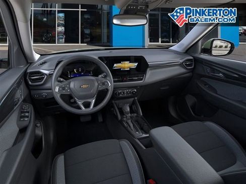 New 2026 Chevrolet TrailBlazer LT w/ Convenience Package image 15