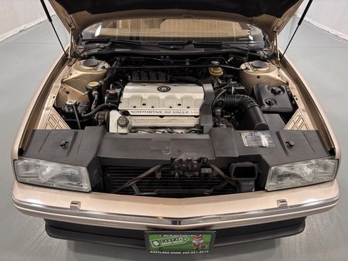 Used 1993 Cadillac Allante image 22