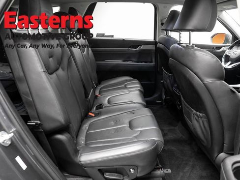 Used 2022 Hyundai Palisade SEL w/ 8P Bench Seat Package AWD/4WD image 24