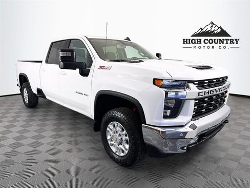 Used 2023 Chevrolet Silverado 3500 LT w/ Convenience Package AWD/4WD image 1