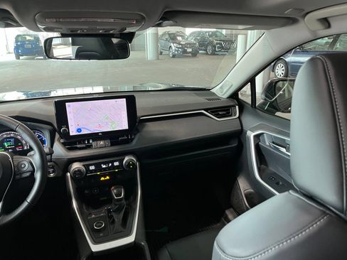 Used 2025 Toyota RAV4 XLE Premium w/ Weather Package AWD/4WD image 38