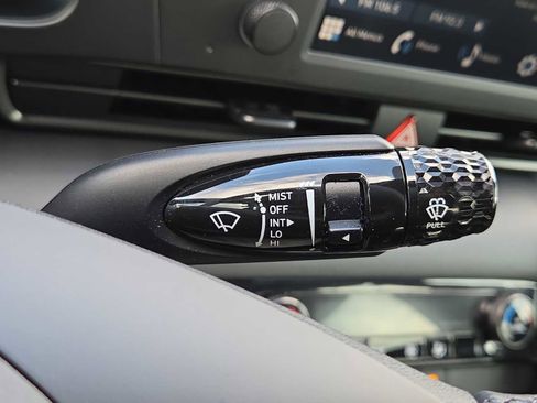 New 2025 Hyundai Elantra Sport image 25