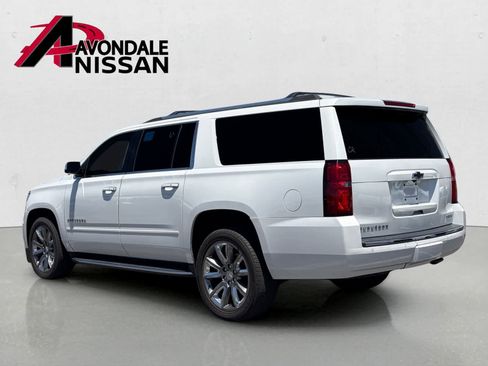 Used 2017 Chevrolet Suburban Premier RWD image 3