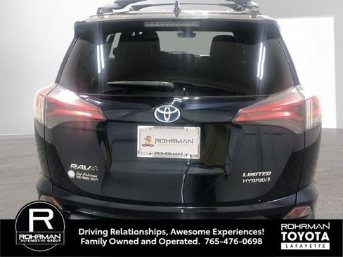 Used 2018 Toyota RAV4 Limited image 5