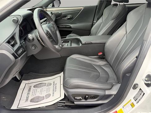 Used 2023 Lexus ES 350 F Sport w/ Accessory Package (Z2) image 14