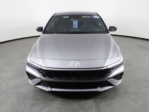 Used 2026 Hyundai Elantra Sport image 14
