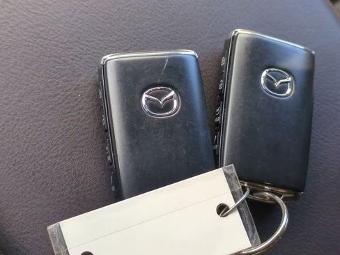 Used 2023 MAZDA CX-5 Signature image 36