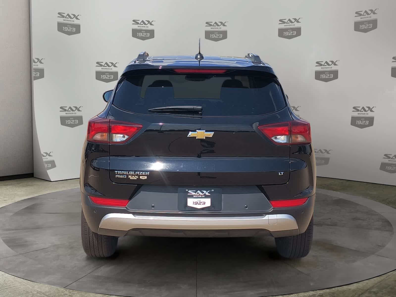Used 2025 Chevrolet TrailBlazer LT w/ Driver Confidence Package AWD/4WD image 4