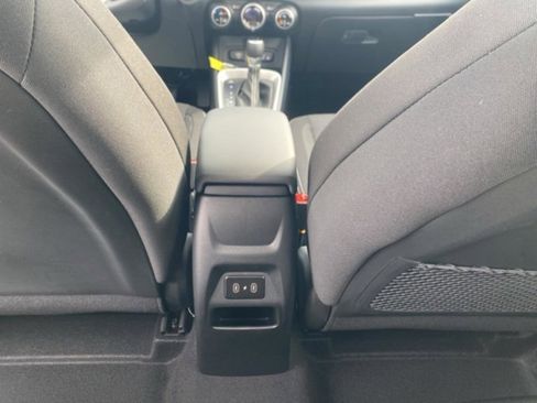 New 2026 Hyundai Venue SEL image 31