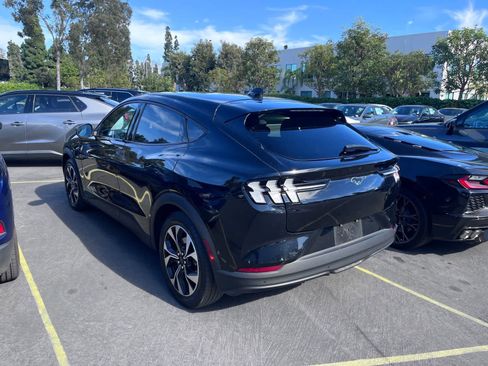 Used 2024 Ford Mustang Mach-E Select image 4