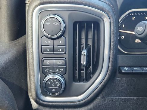 Used 2022 GMC Sierra 2500 AT4 w/ AT4 Preferred Package image 30