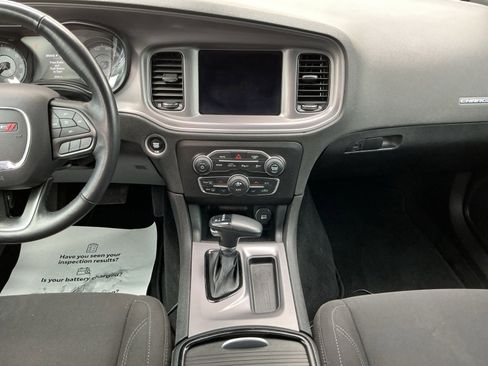 Used 2023 Dodge Charger SXT w/ Blacktop Package image 11