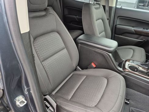 Certified 2019 GMC Canyon SLE w/ Elevation Edition AWD/4WD image 28