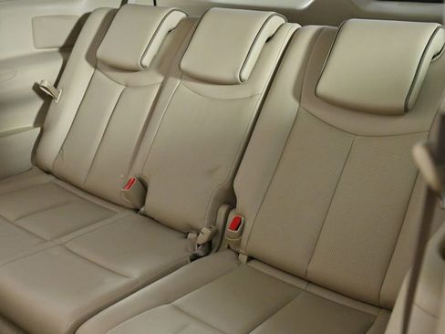 Used 2014 Nissan Quest LE image 35