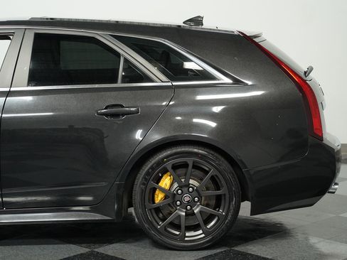 Used 2013 Cadillac CTS V w/ Wood Trim Package image 20