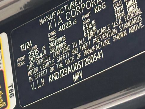 Used 2025 Kia Soul LX w/ LX Technology Package FWD image 26