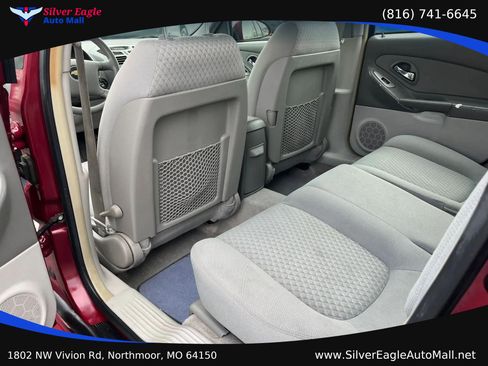Used 2006 Chevrolet Malibu LT w/ Front Seating Package FWD image 9