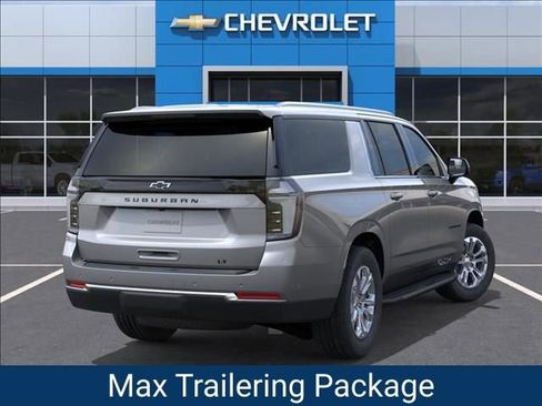 New 2026 Chevrolet Suburban LT w/ Comfort Package AWD/4WD image 4