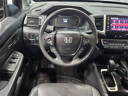 Used 2017 Honda Ridgeline RTL-E image 16