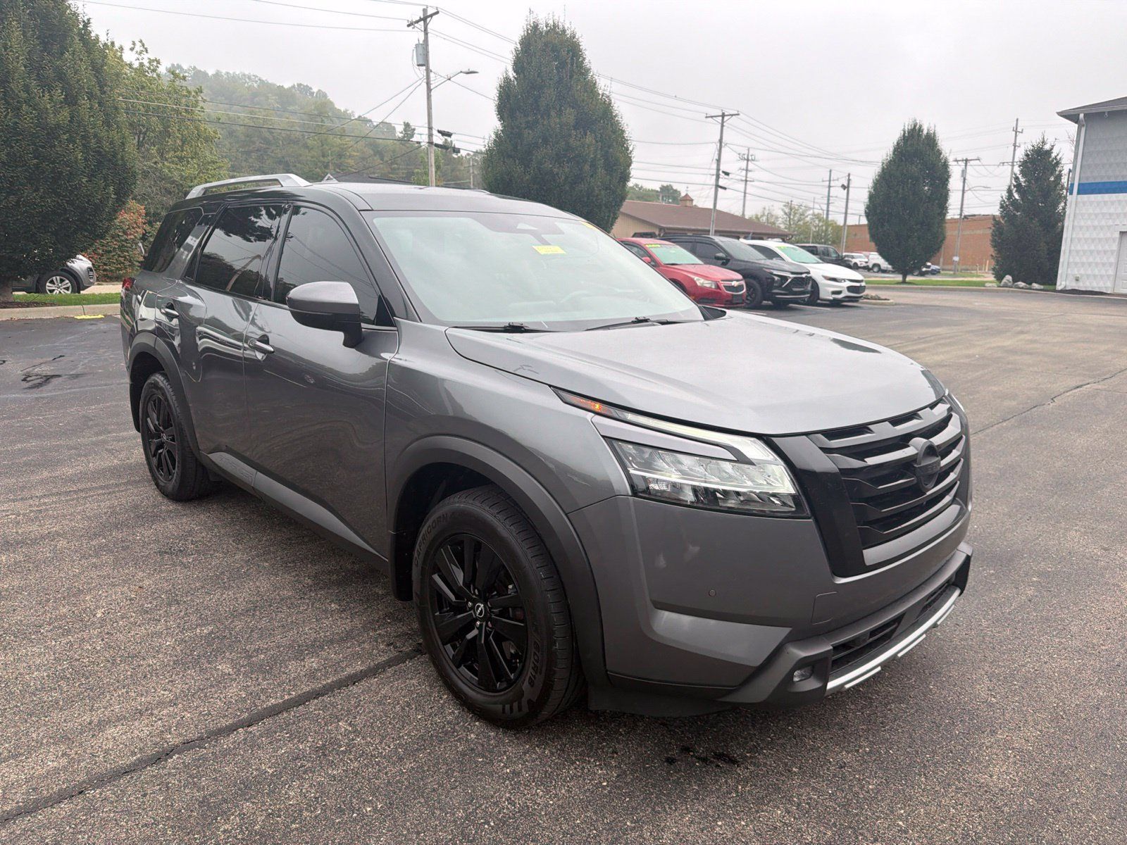 Used 2022 Nissan Pathfinder SL AWD/4WD image 7