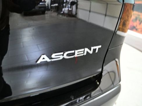 Used 2025 Subaru Ascent Premium image 16