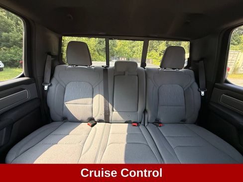 Used 2022 RAM 1500 Big Horn AWD/4WD image 18