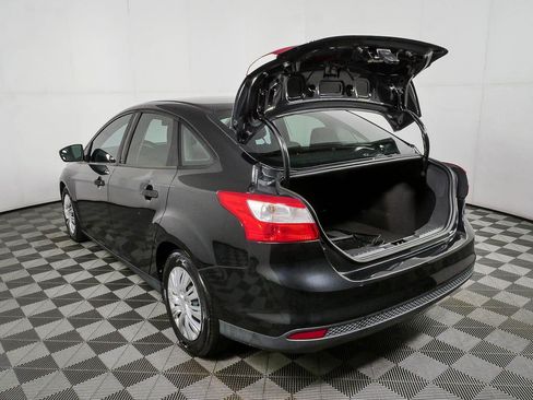 Used 2014 Ford Focus S FWD image 28