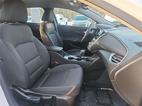 Used 2022 Chevrolet Malibu LT image 27